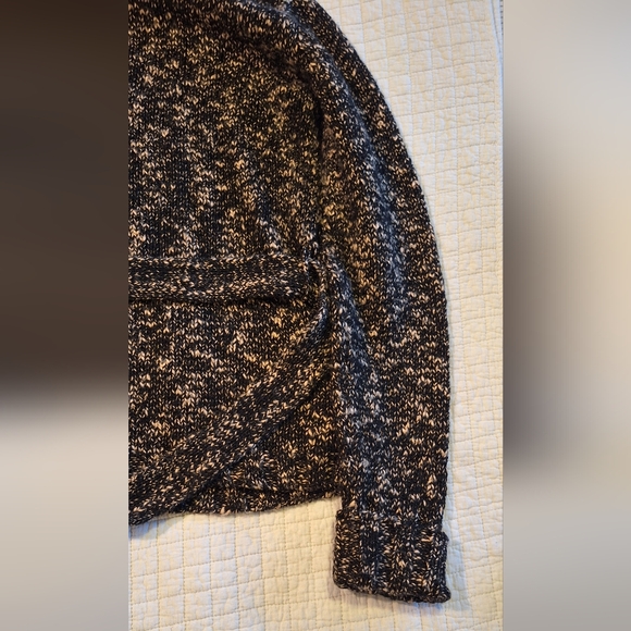 Emanuel Ungaro cardigan size Medium petite - Picture 6 of 10